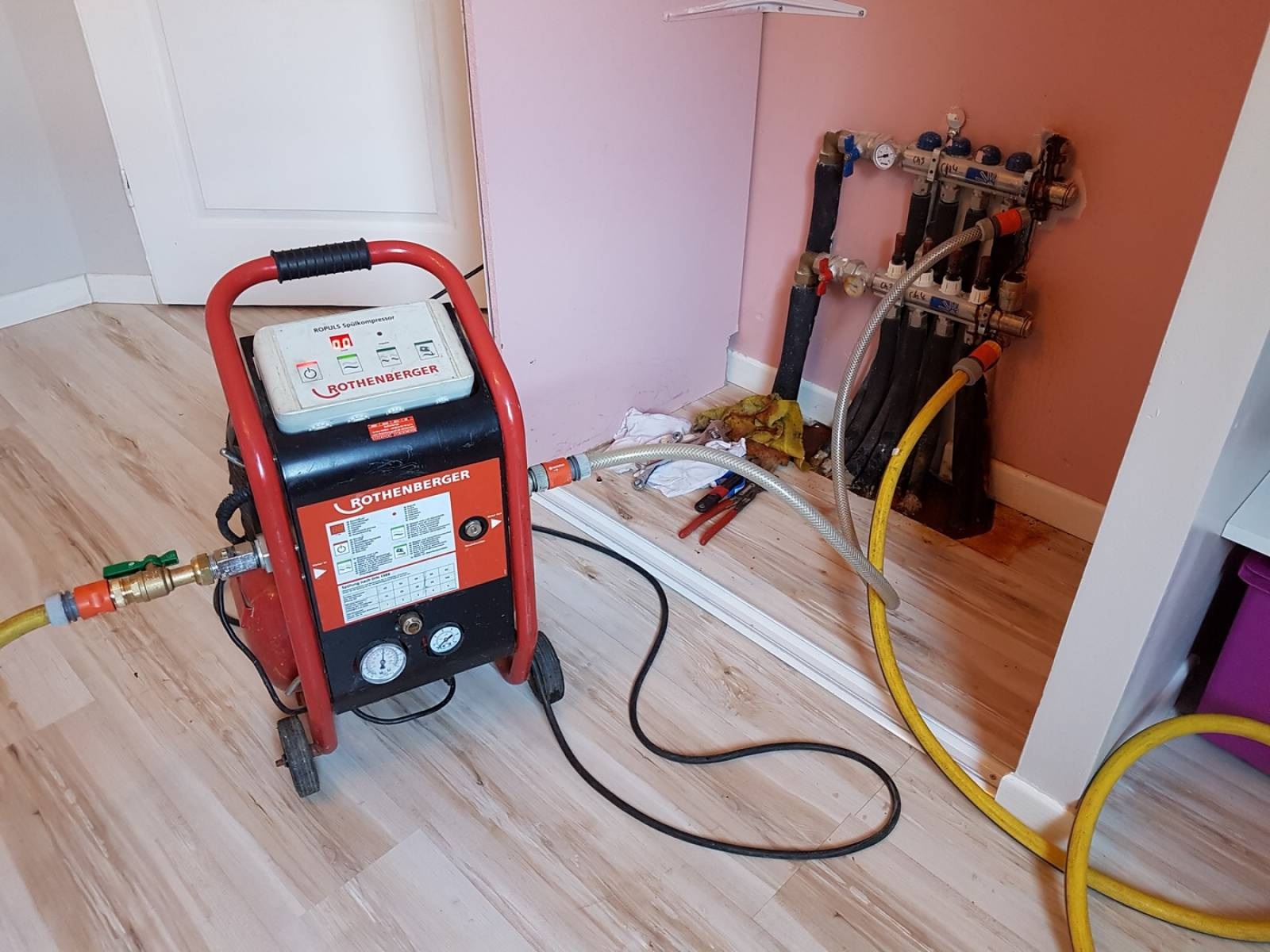 Küçükbakkalköy Beko Hermetik Şofben Kombi Bakımı